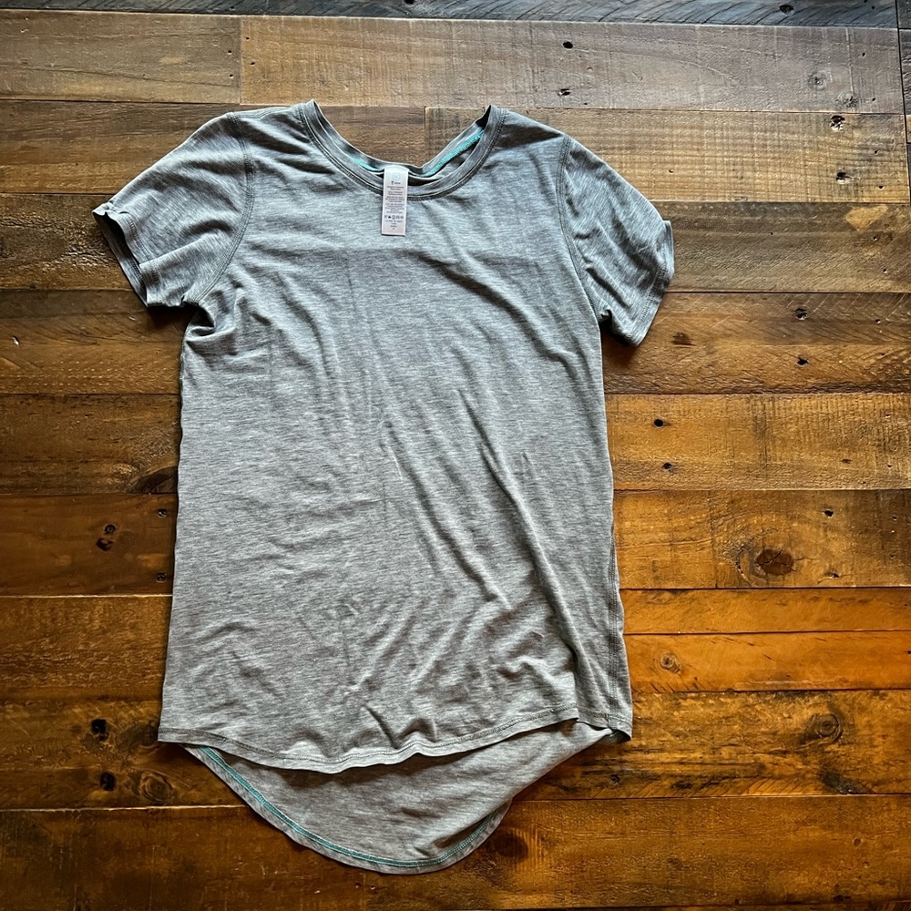 ivivva short sleeve